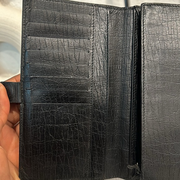 Gucci Black Long Leather wallet Authentic with chain - Picture 11 of 13